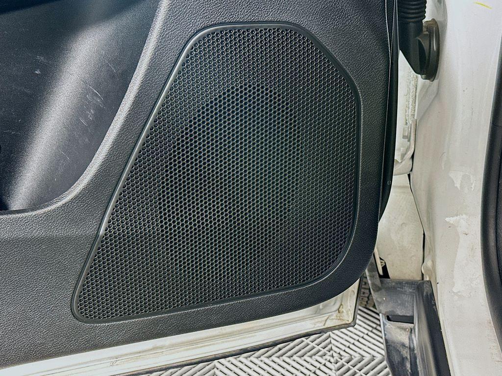 used 2020 Jeep Cherokee car, priced at $15,425