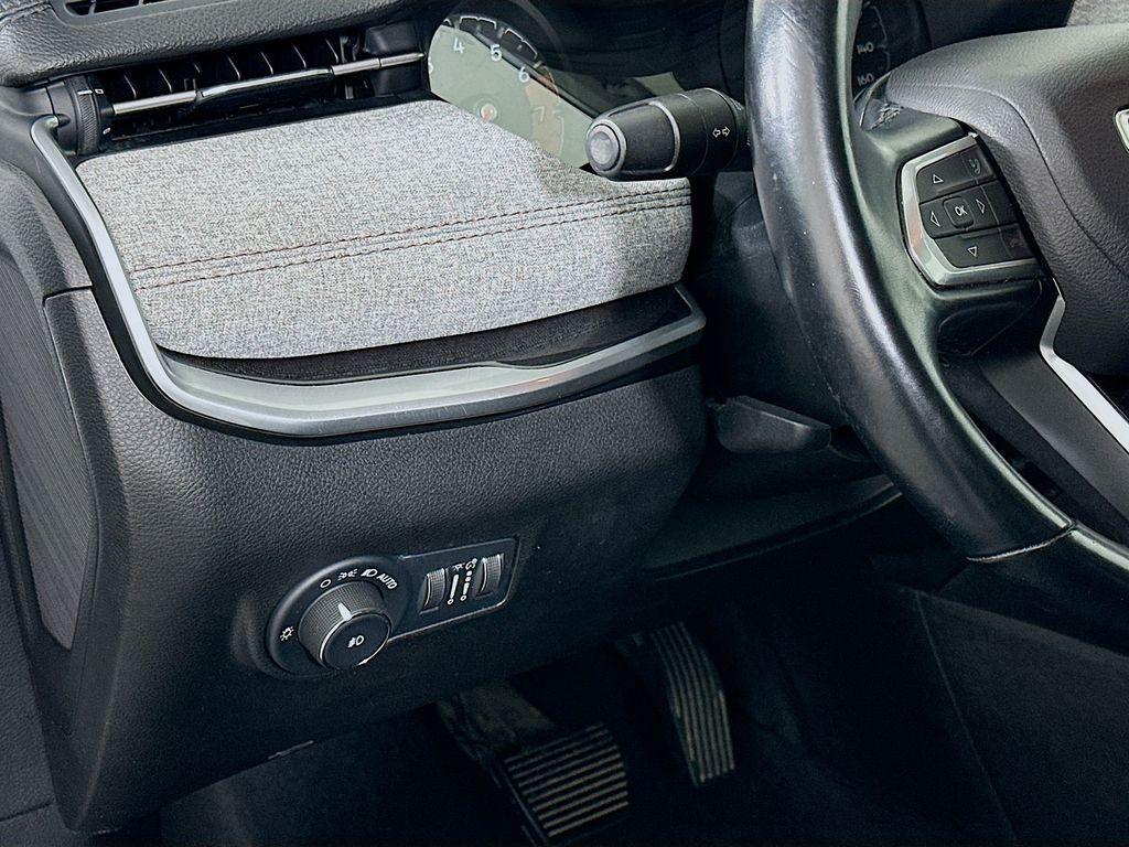 used 2022 Jeep Compass car, priced at $18,771