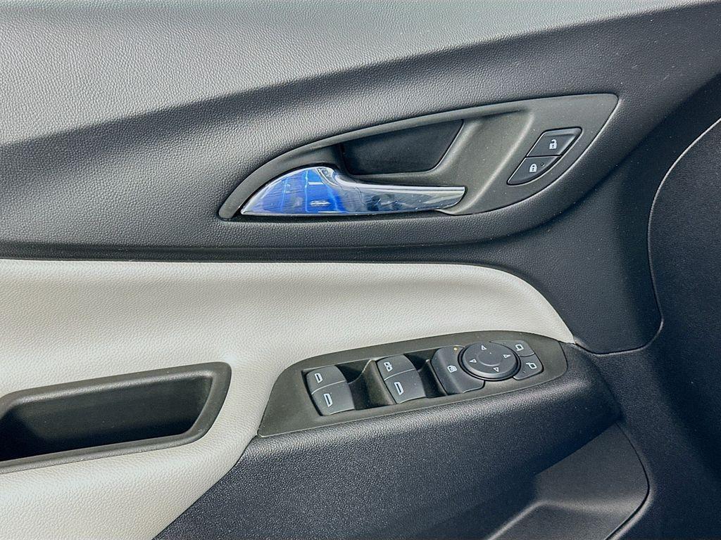 used 2024 Chevrolet Equinox car, priced at $20,271