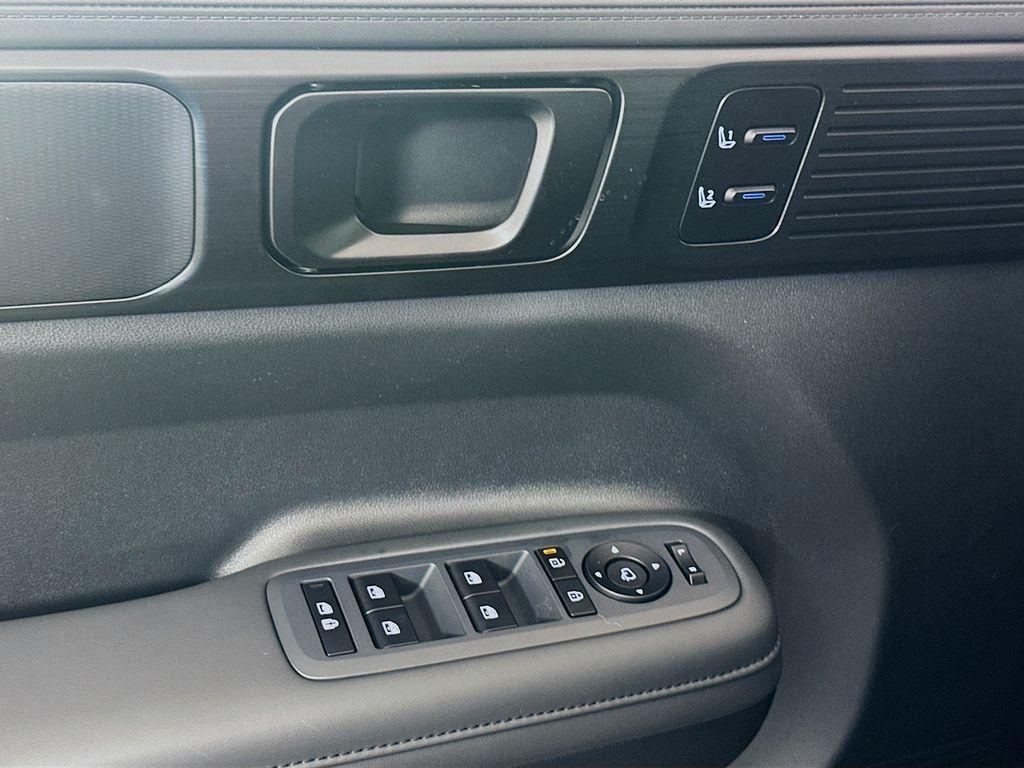 new 2026 Hyundai SANTA FE HEV car, priced at $52,930