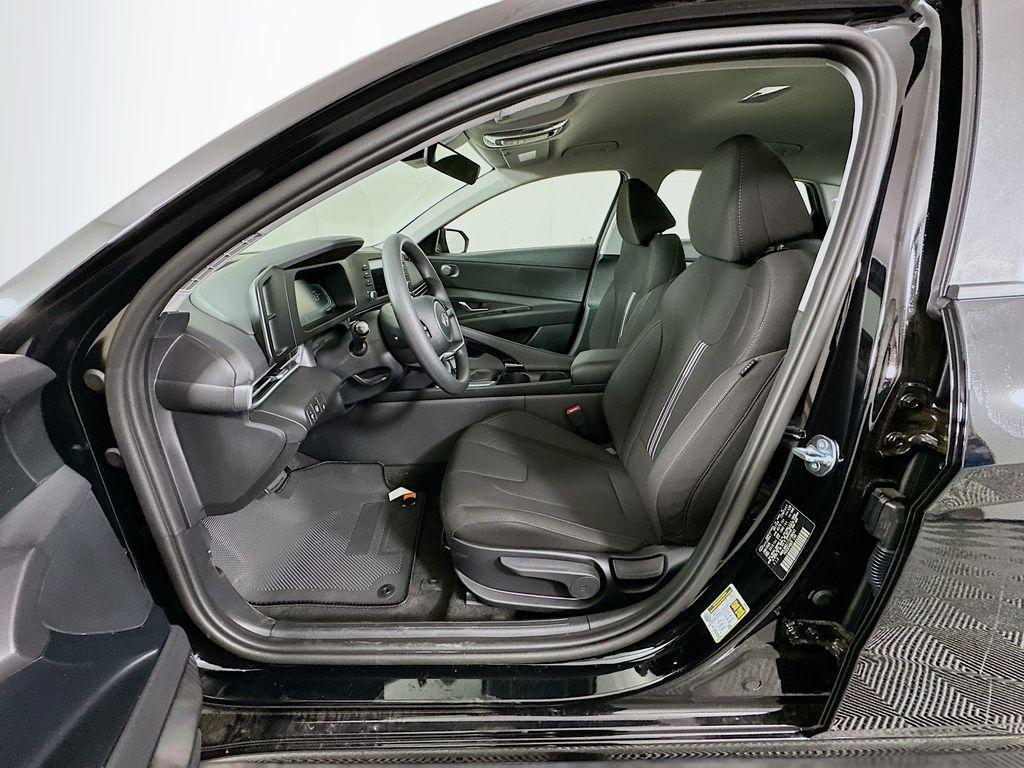 new 2026 Hyundai ELANTRA HEV car, priced at $27,335