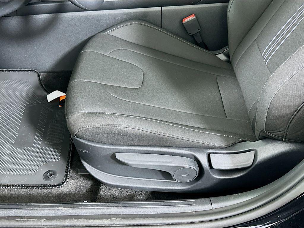 new 2026 Hyundai ELANTRA HEV car, priced at $27,335