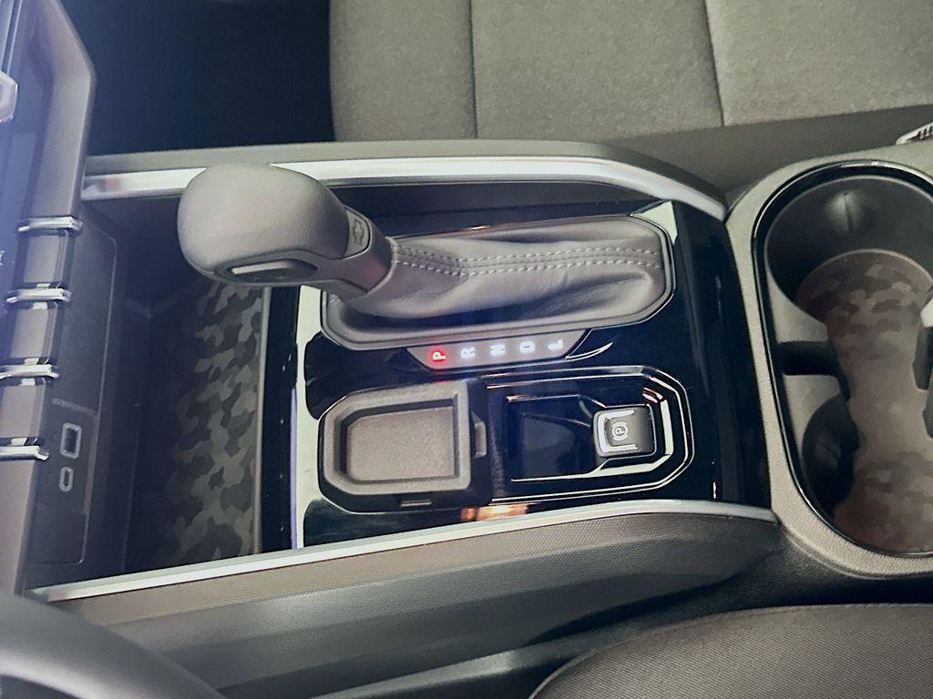 used 2025 Chevrolet Colorado car, priced at $29,500