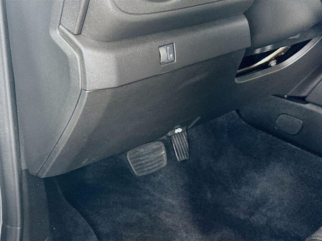 used 2025 Chevrolet Colorado car, priced at $29,500