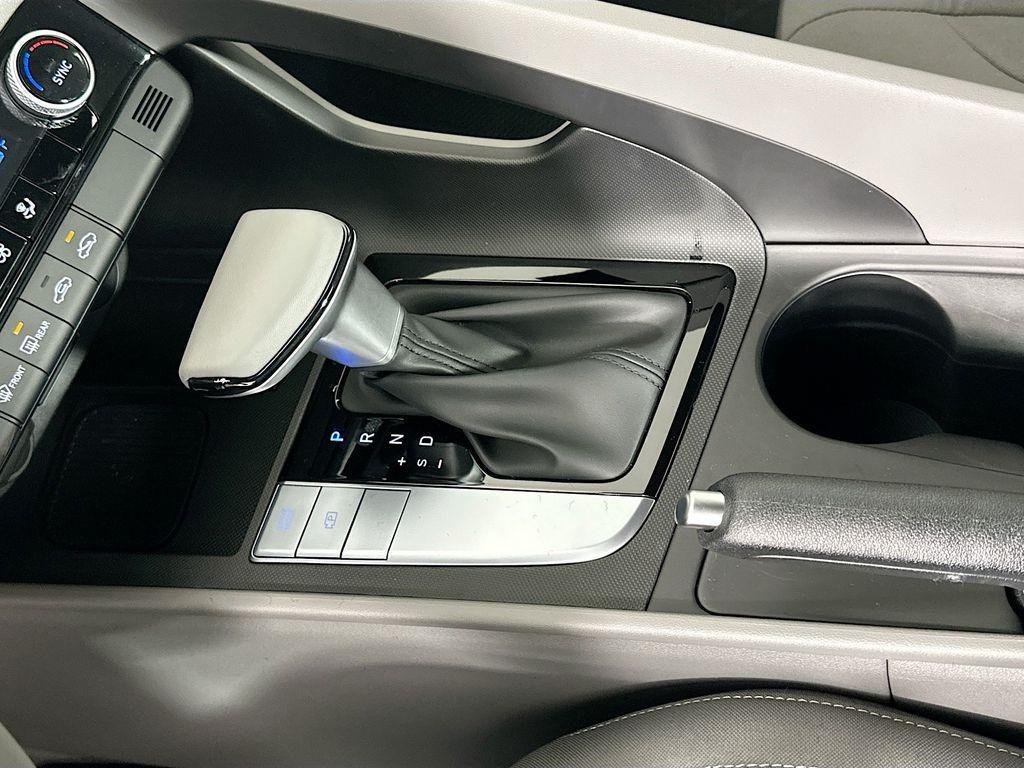 new 2026 Hyundai Elantra car, priced at $25,735