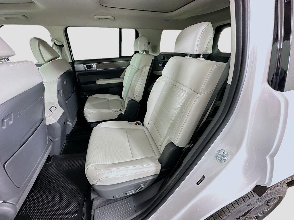 new 2026 Hyundai SANTA FE HEV car