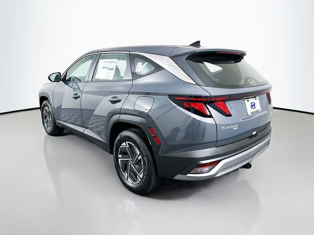 new 2026 Hyundai TUCSON Hybrid car, priced at $34,815