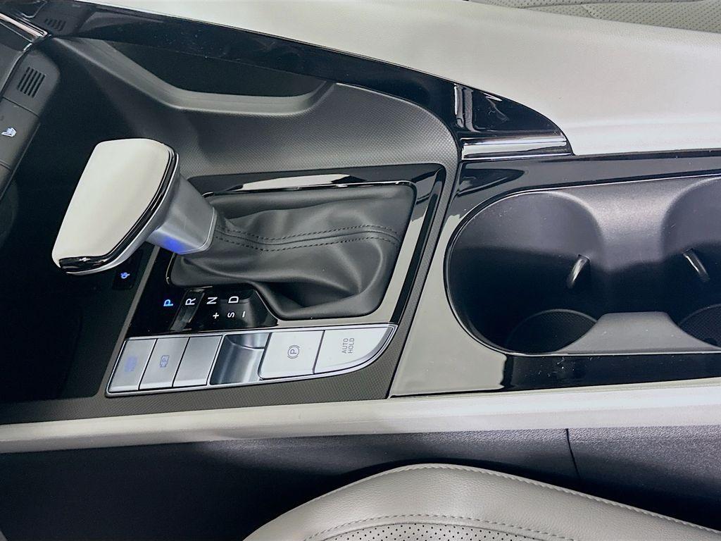 new 2026 Hyundai Elantra car, priced at $29,050