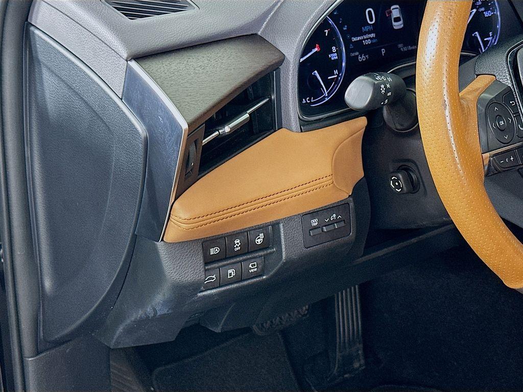 used 2019 Toyota Avalon car, priced at $23,634