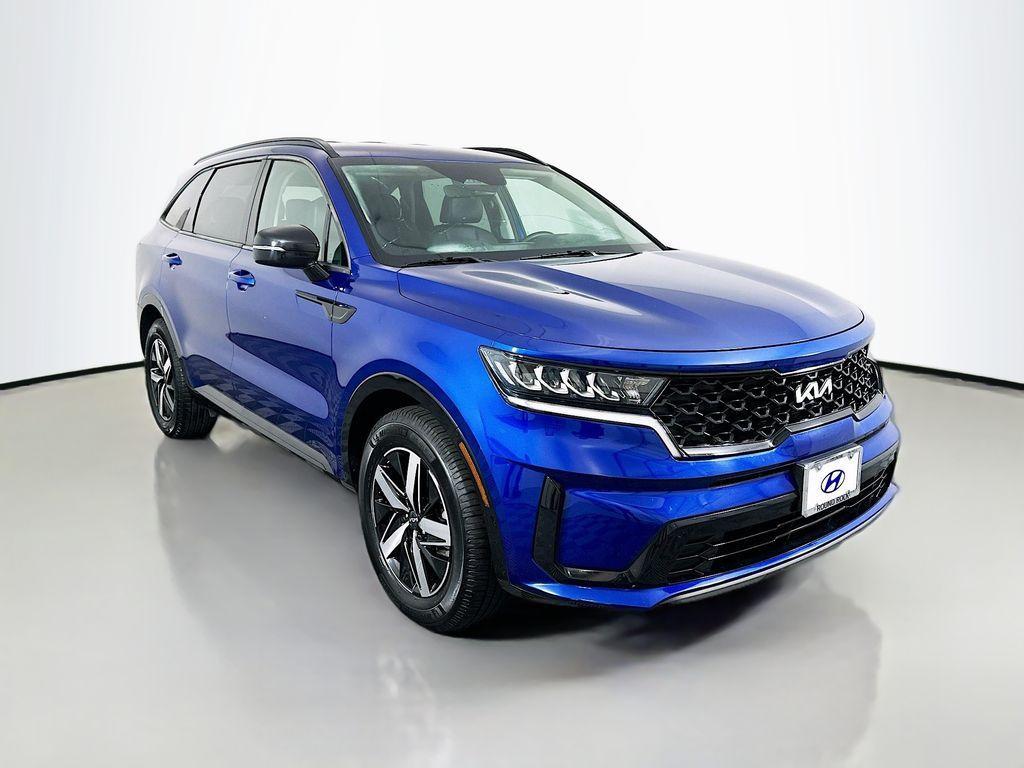 used 2022 Kia Sorento car, priced at $19,830
