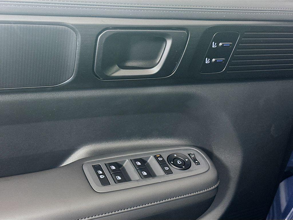 new 2026 Hyundai SANTA FE HEV car