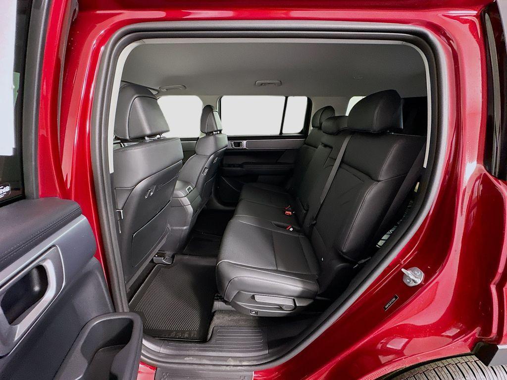 new 2026 Hyundai SANTA FE HEV car, priced at $41,680