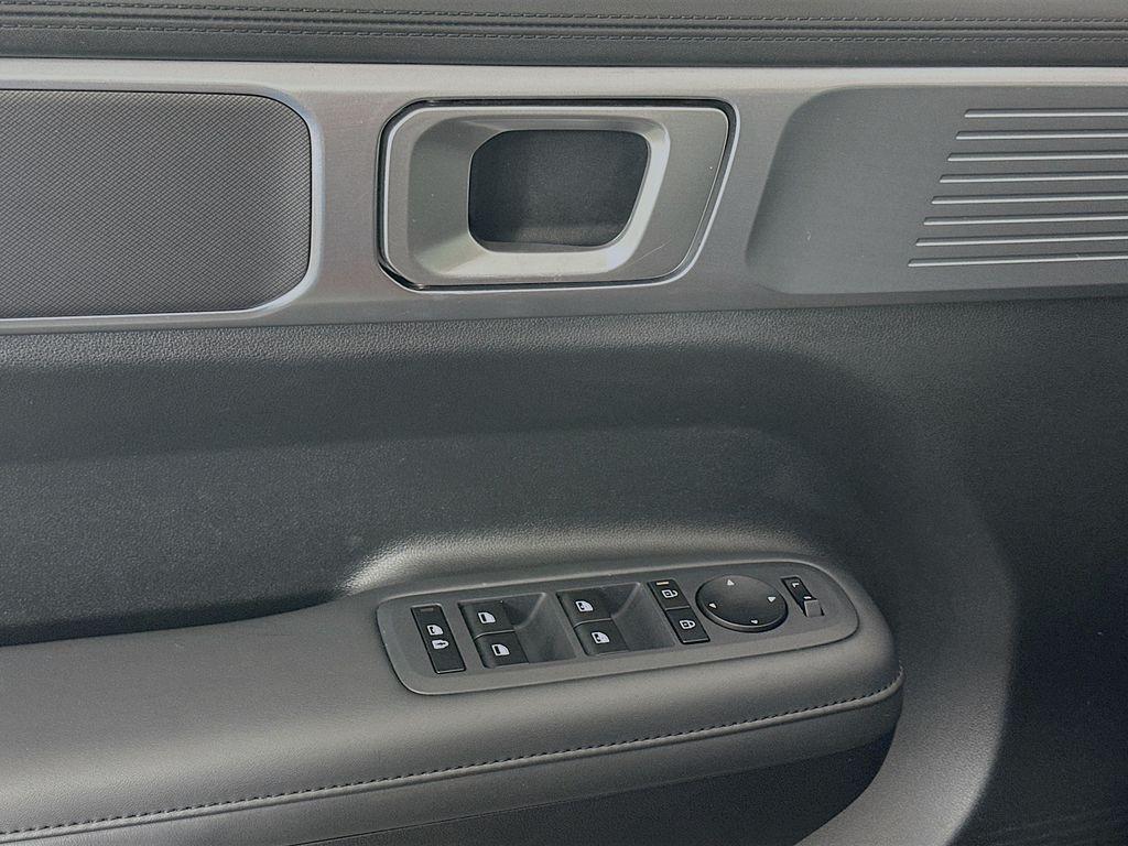 used 2024 Hyundai Santa Fe car, priced at $31,442