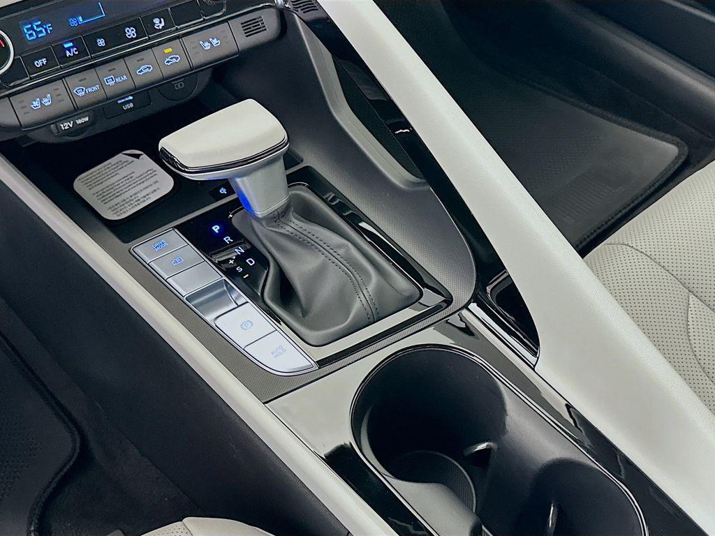 new 2026 Hyundai ELANTRA HEV car, priced at $31,655