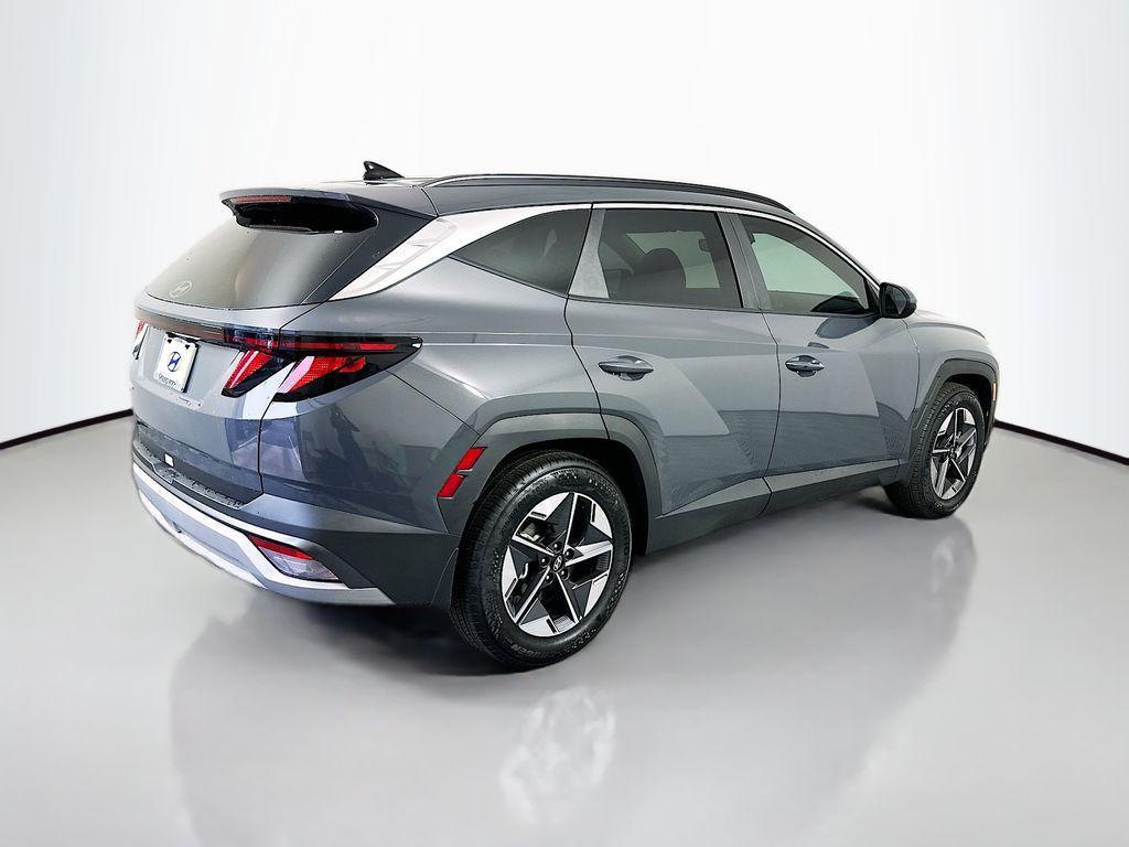new 2026 Hyundai Tucson car, priced at $33,045