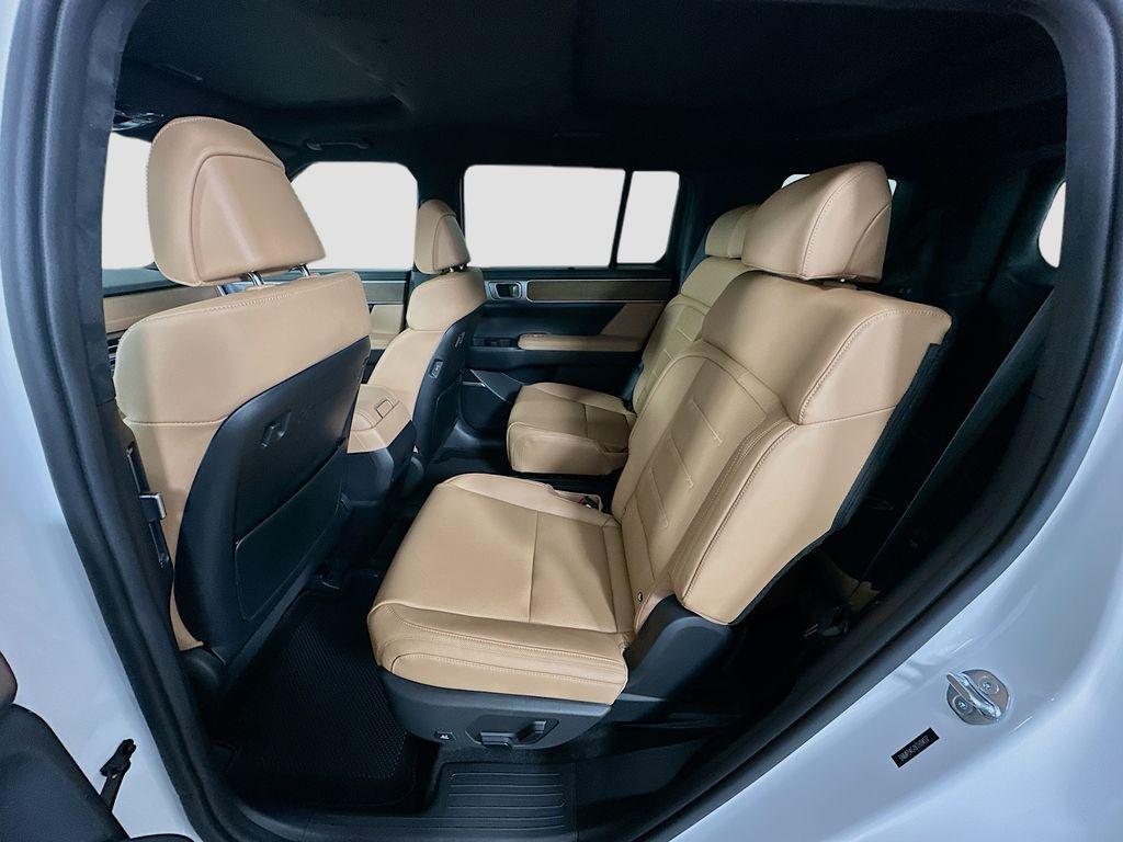 new 2026 Hyundai SANTA FE HEV car