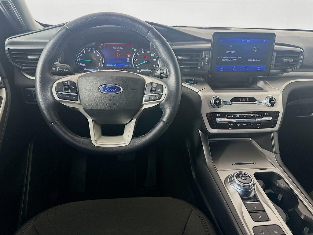 2021 Gray Metallic Ford Explorer