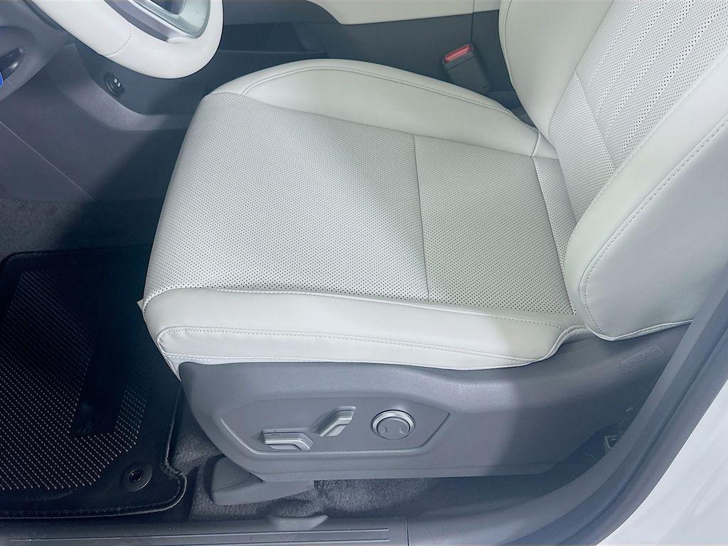 new 2026 Hyundai SANTA FE HEV car