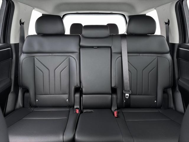 new 2026 Hyundai Santa Fe car, priced at $39,770