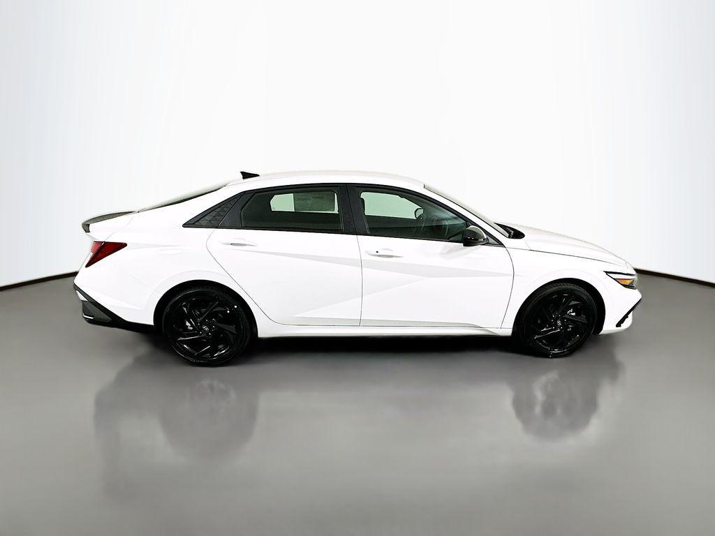 new 2026 Hyundai Elantra car
