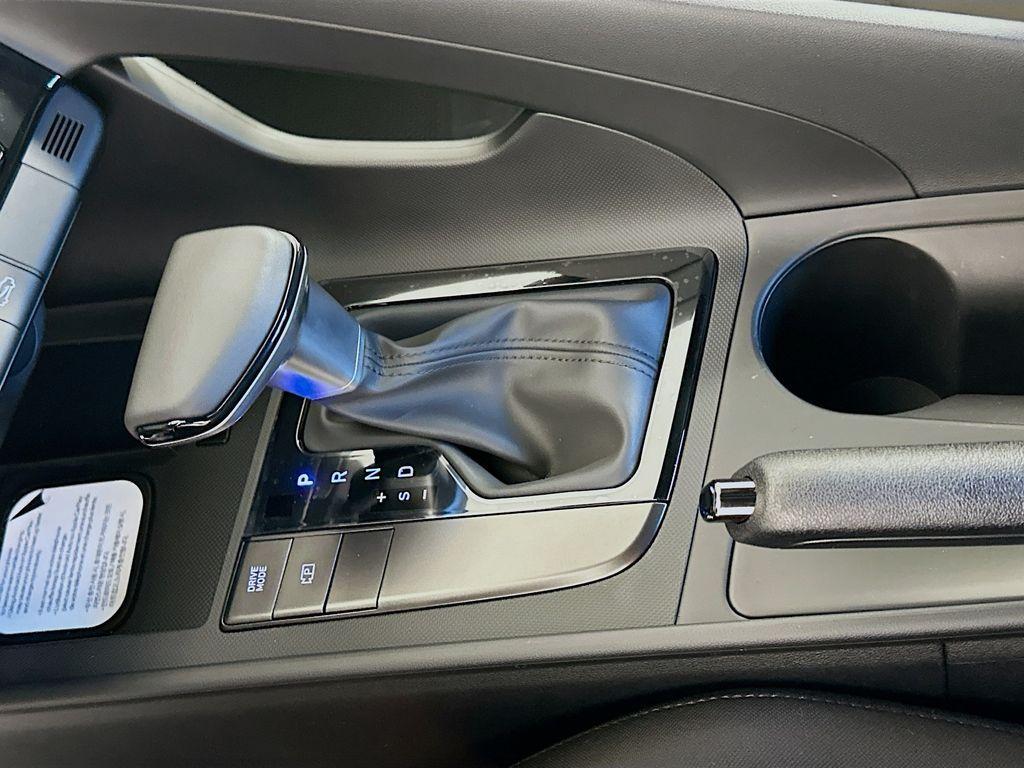 new 2026 Hyundai Elantra car, priced at $25,685