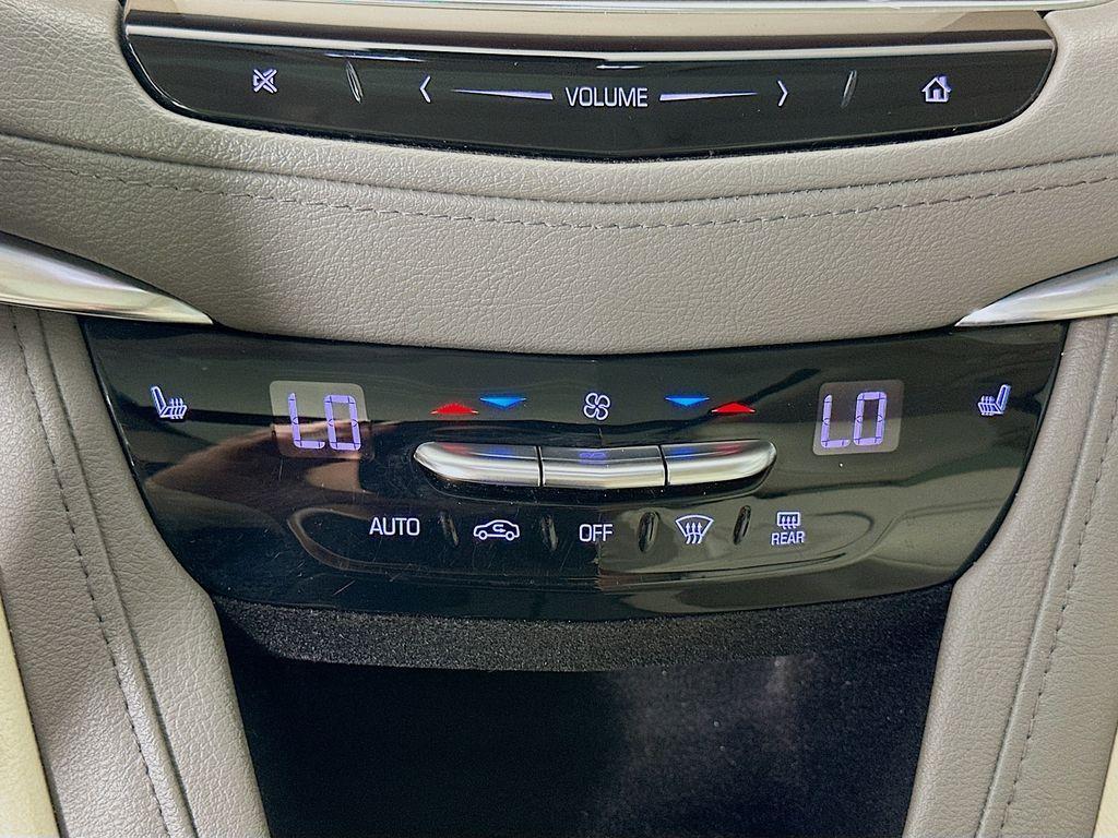 used 2018 Cadillac XT5 car, priced at $11,725