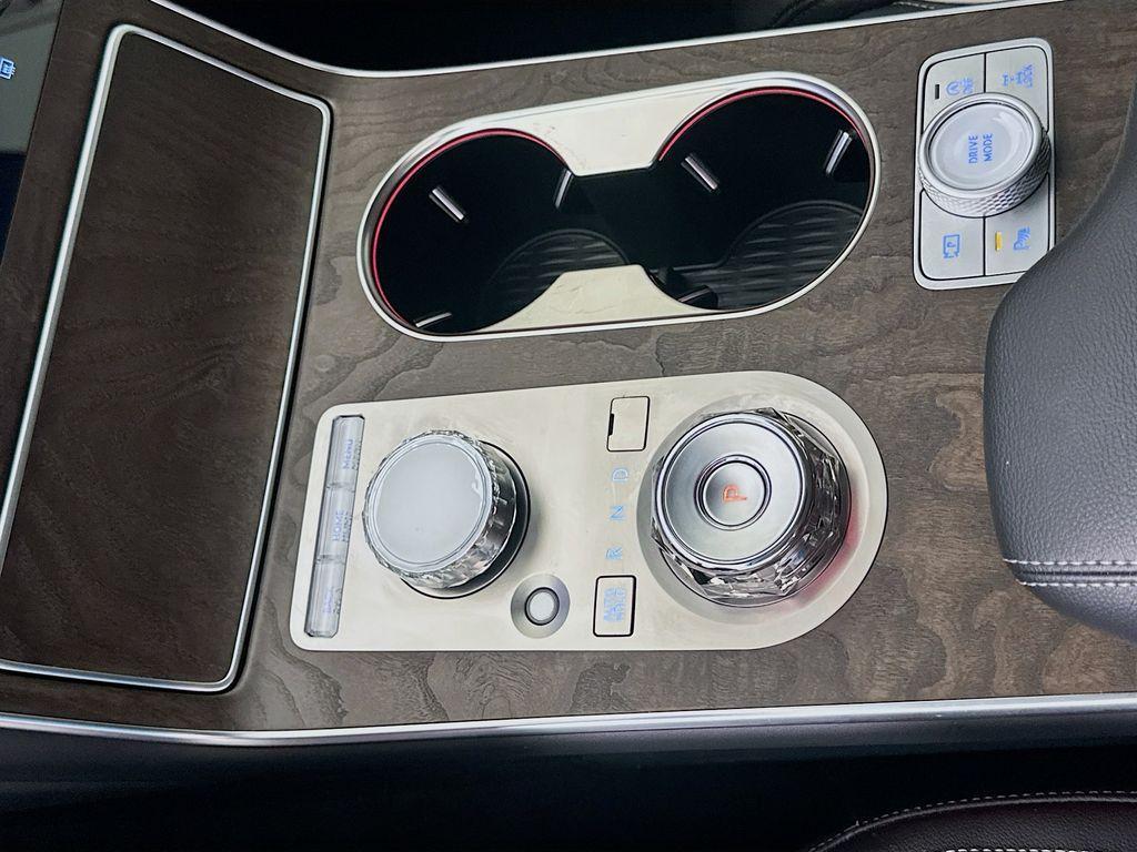 used 2025 Genesis GV80 car, priced at $59,800