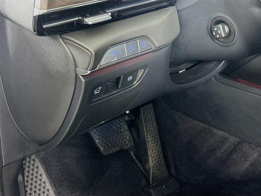 used 2025 Genesis GV80 car, priced at $59,800