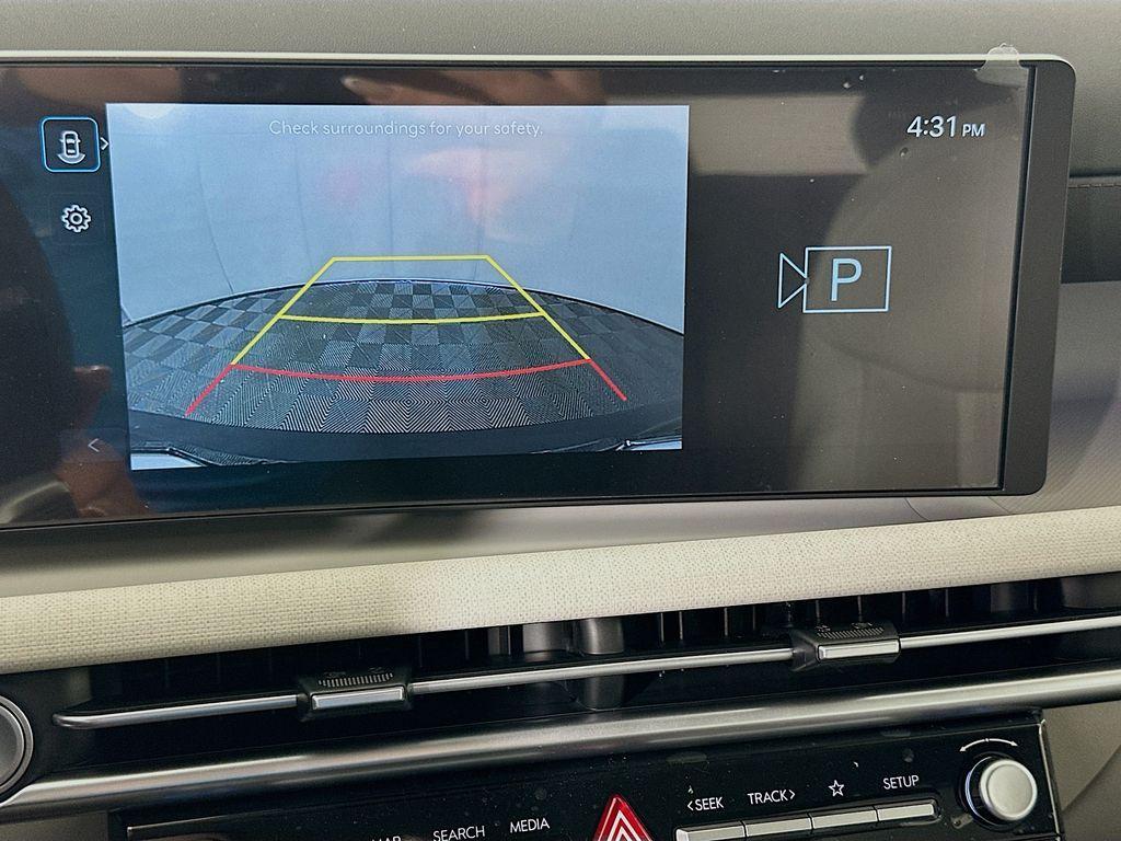 new 2026 Hyundai TUCSON Hybrid car, priced at $37,195