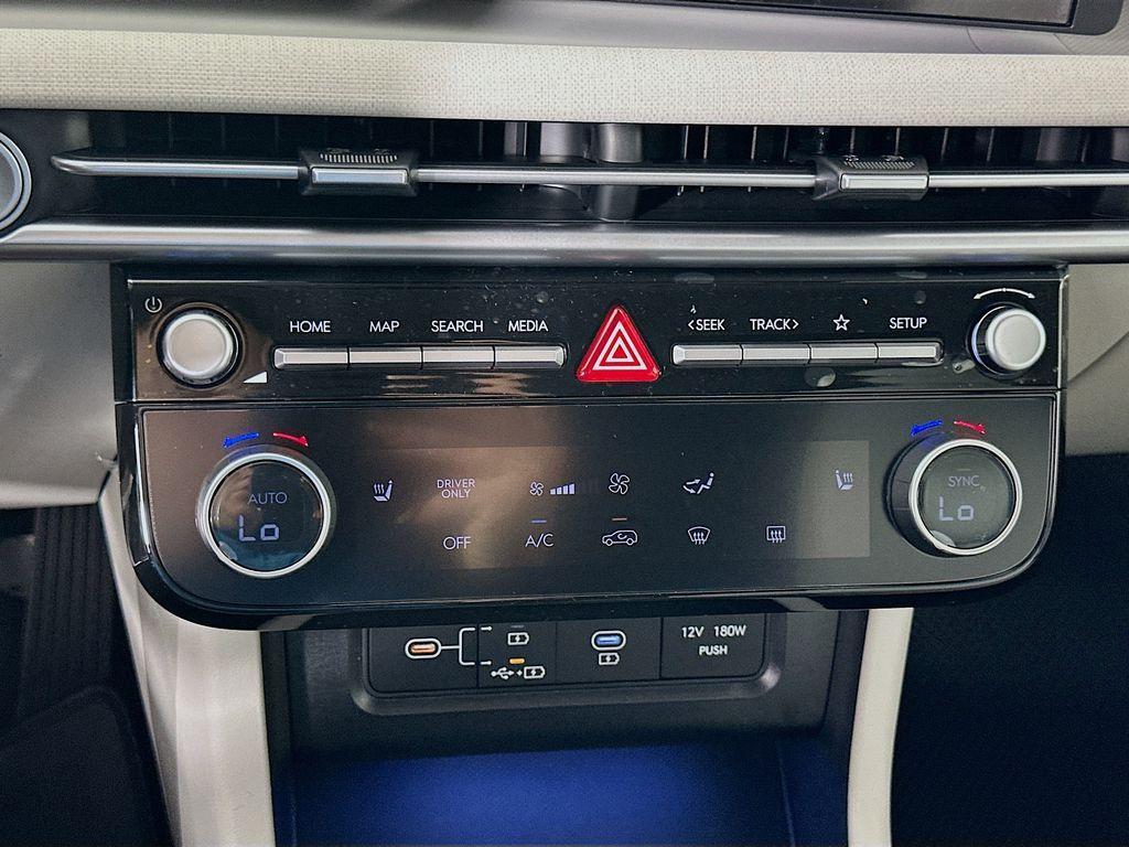 new 2026 Hyundai TUCSON Hybrid car, priced at $37,195