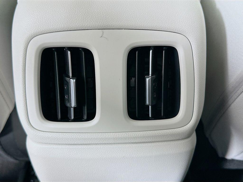 new 2026 Hyundai TUCSON Hybrid car