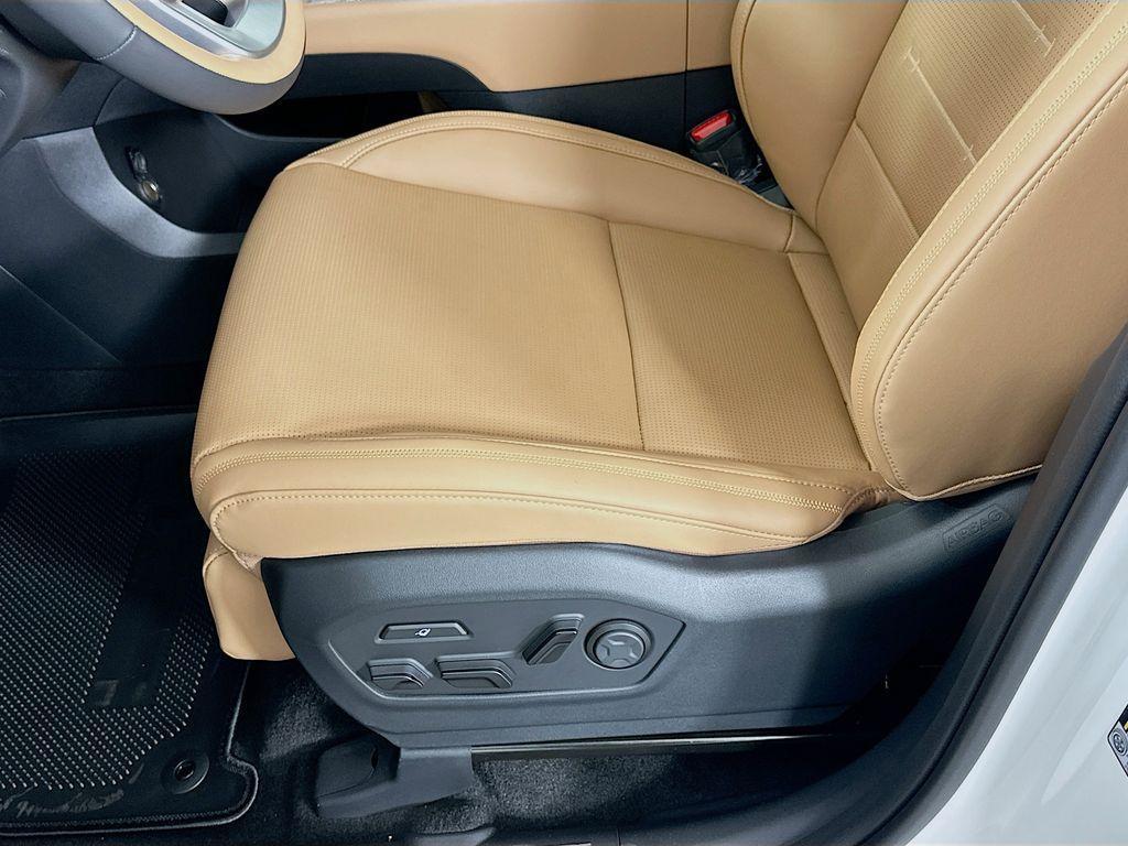 new 2026 Hyundai SANTA FE HEV car, priced at $51,560