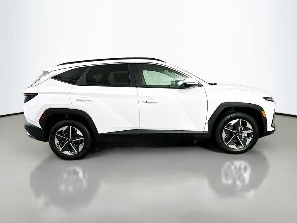 new 2026 Hyundai TUCSON Hybrid car, priced at $37,475