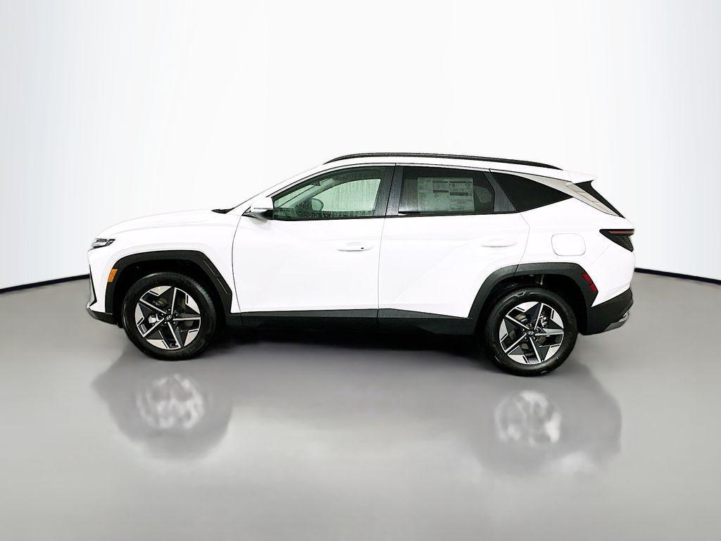 new 2026 Hyundai TUCSON Hybrid car, priced at $37,475