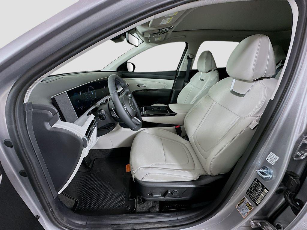 new 2026 Hyundai TUCSON Hybrid car, priced at $44,590