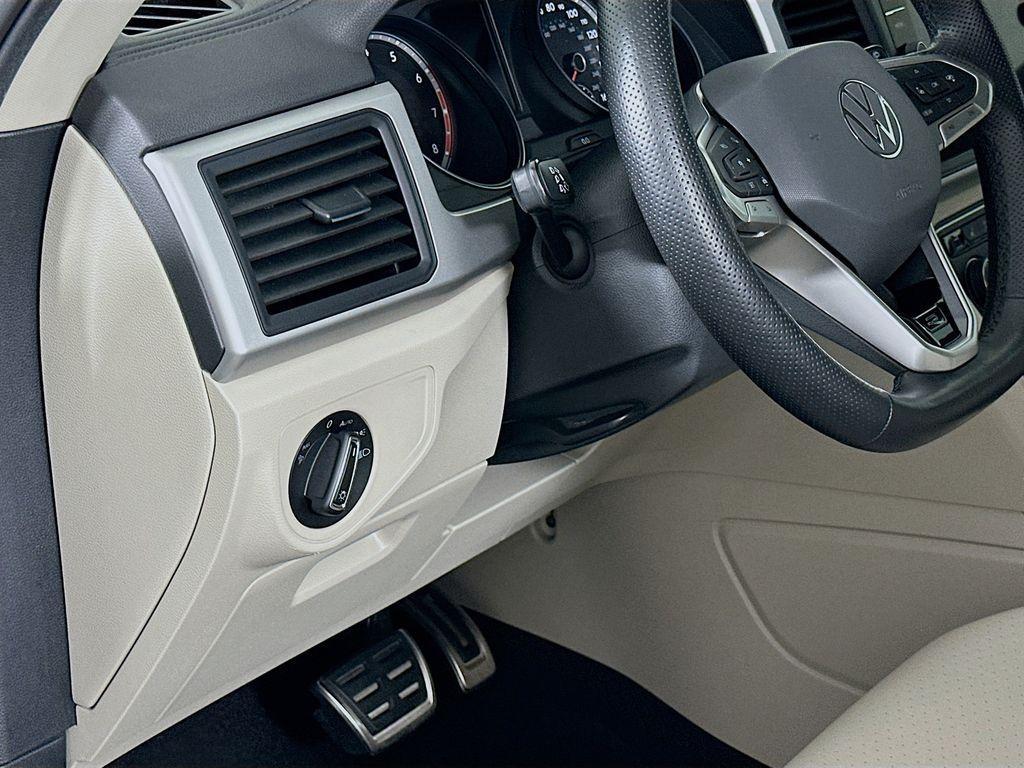 used 2021 Volkswagen Atlas car, priced at $25,890