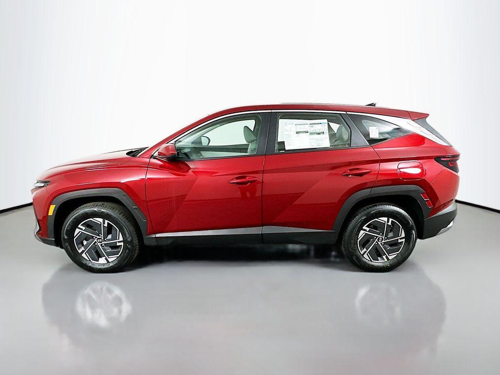 new 2026 Hyundai TUCSON Hybrid car, priced at $35,245