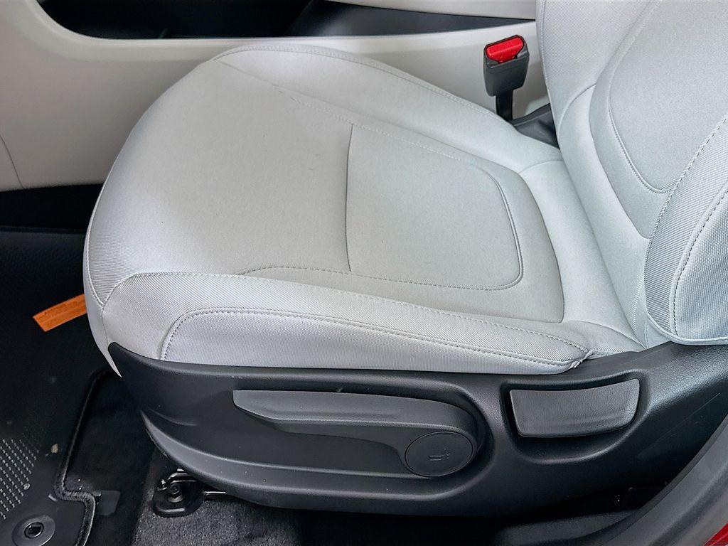 new 2026 Hyundai TUCSON Hybrid car, priced at $35,245