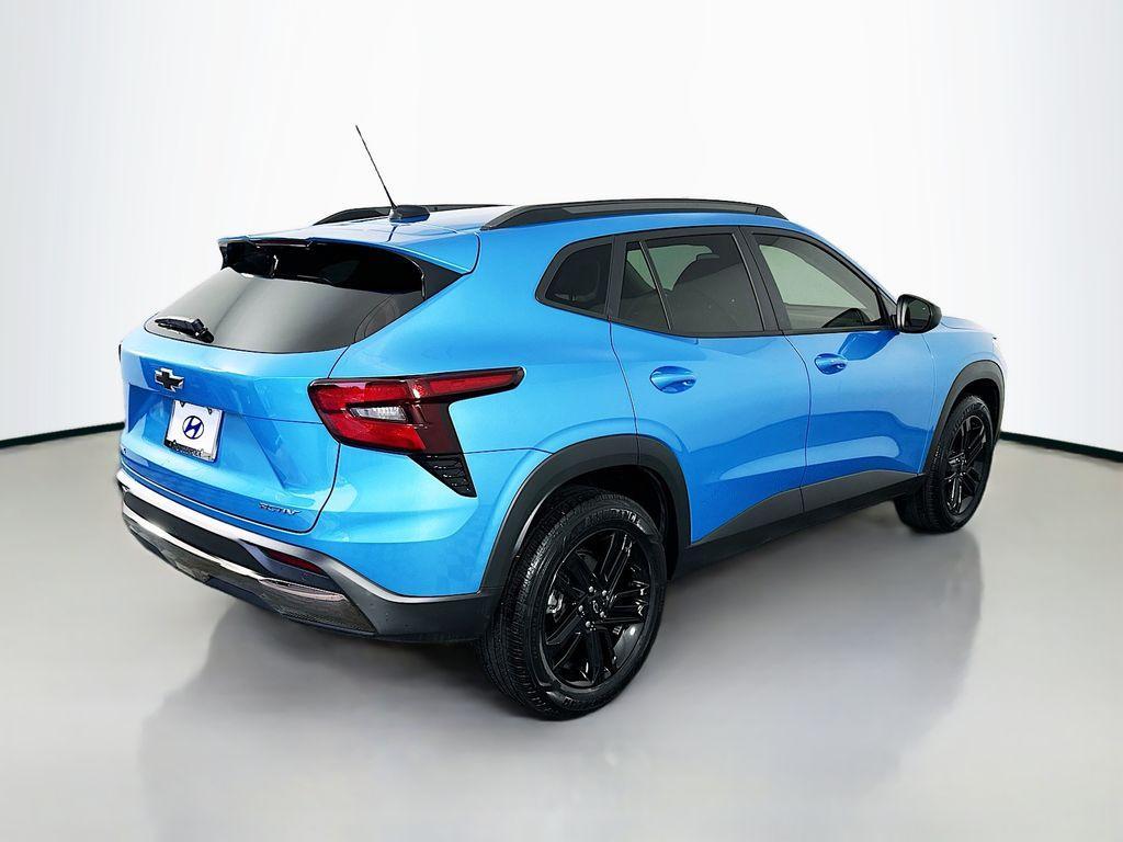 used 2025 Chevrolet Trax car, priced at $23,500