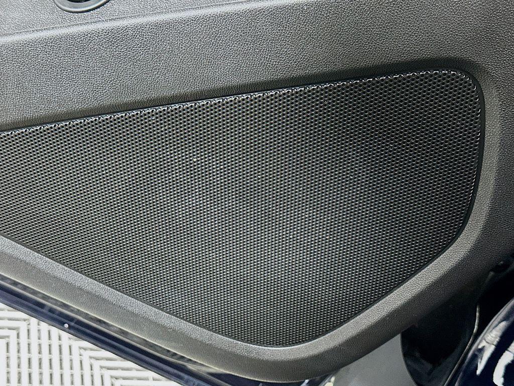 used 2021 Chevrolet Equinox car, priced at $11,500