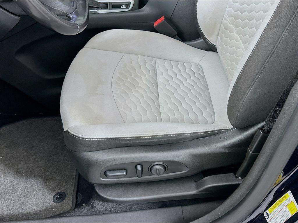 used 2021 Chevrolet Equinox car, priced at $11,500