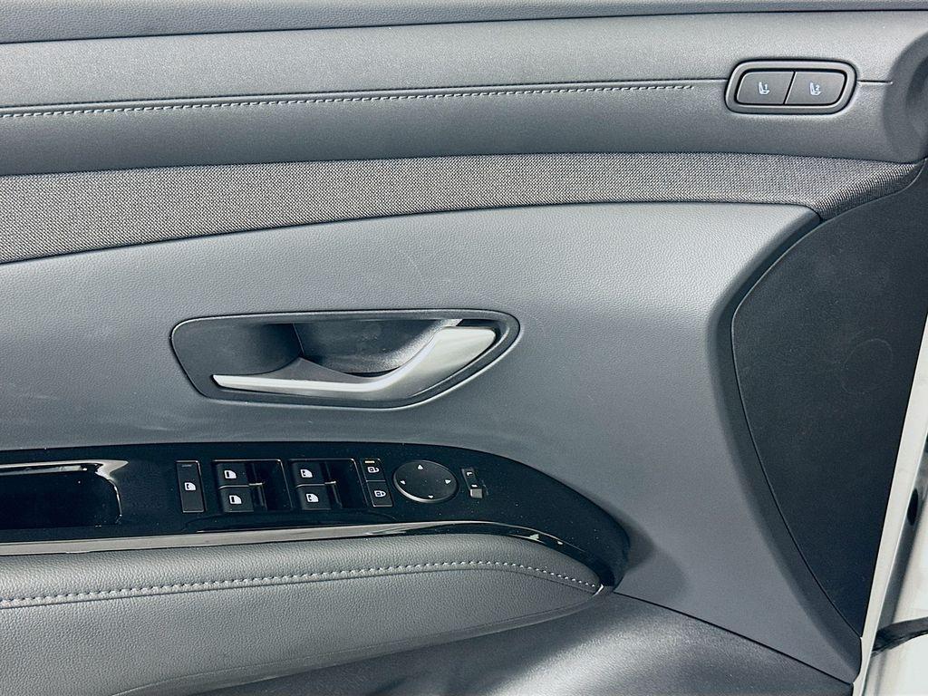 new 2026 Hyundai TUCSON Hybrid car, priced at $44,965