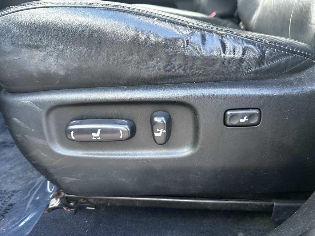 used 2004 Lexus RX 330 car, priced at $3,995