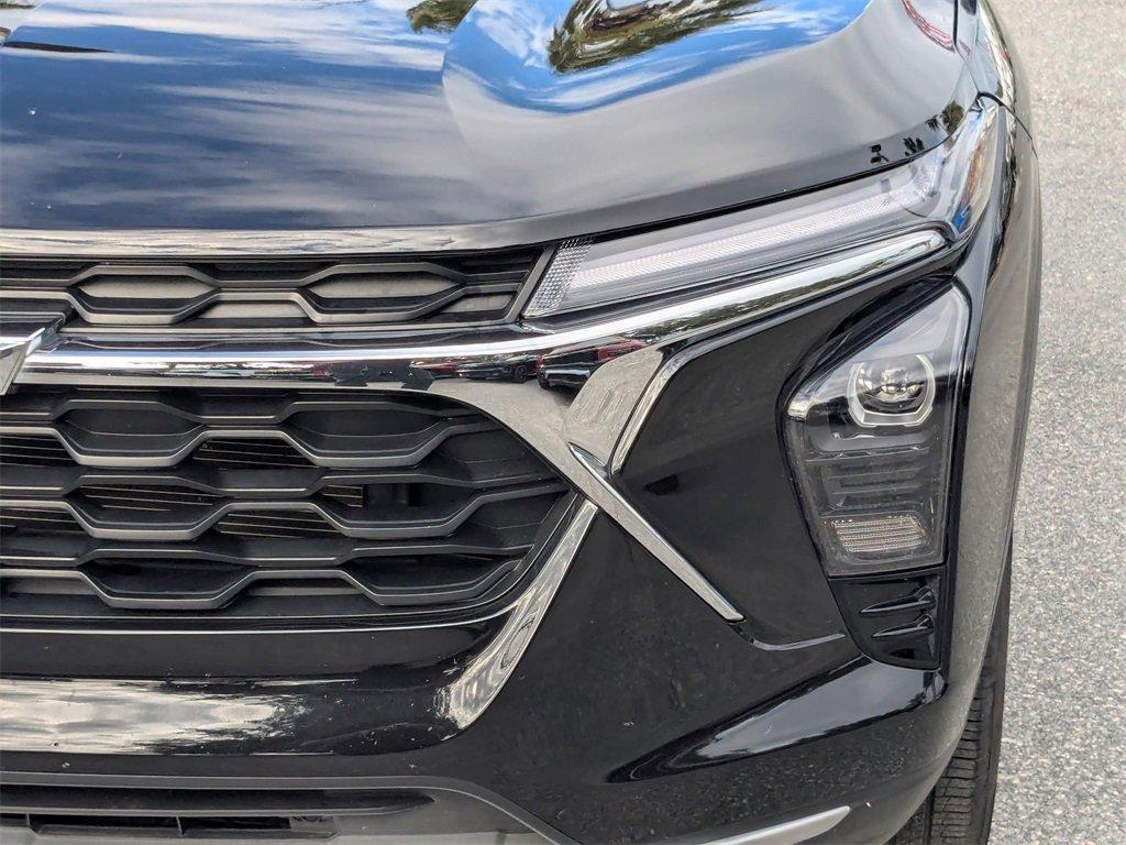 used 2025 Chevrolet Trax car, priced at $21,287