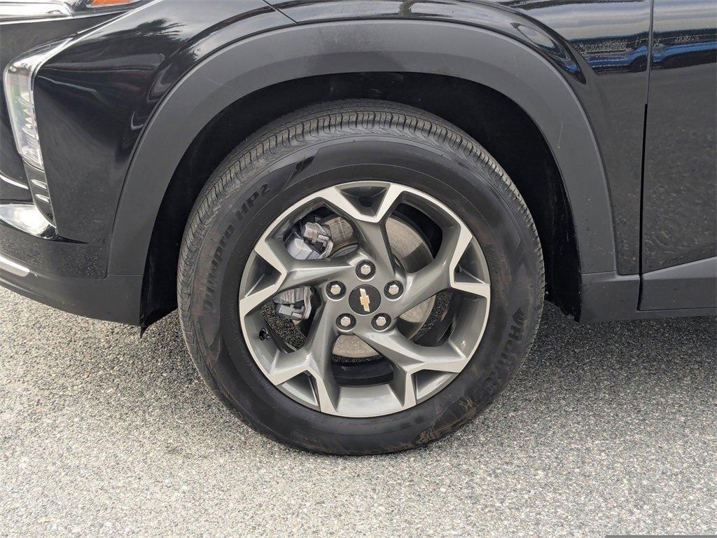 used 2025 Chevrolet Trax car, priced at $21,287
