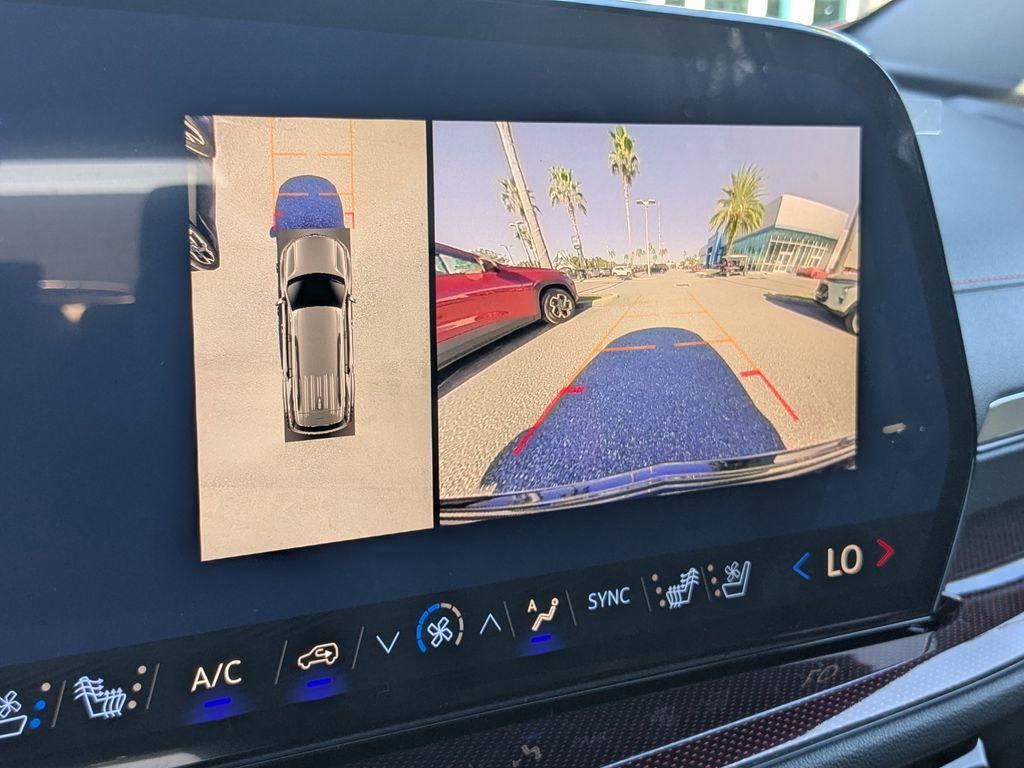 new 2026 Chevrolet Traverse car, priced at $57,189