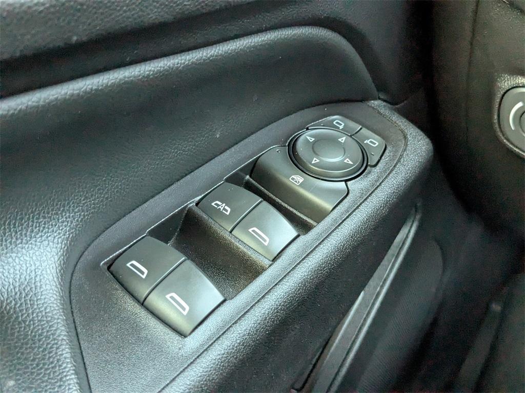 used 2020 Chevrolet Equinox car, priced at $17,889