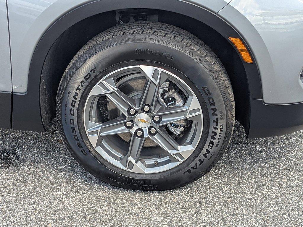 used 2025 Chevrolet Blazer car, priced at $26,589