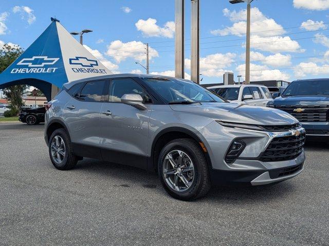 used 2025 Chevrolet Blazer car, priced at $27,889