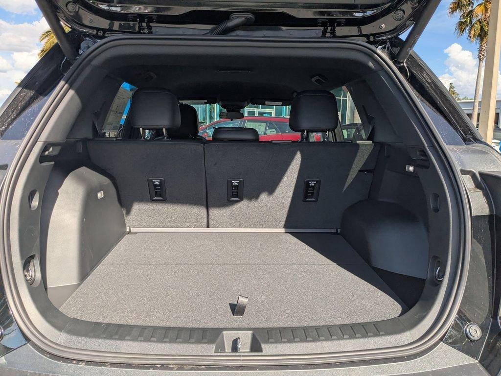 new 2026 Chevrolet Equinox car, priced at $31,110